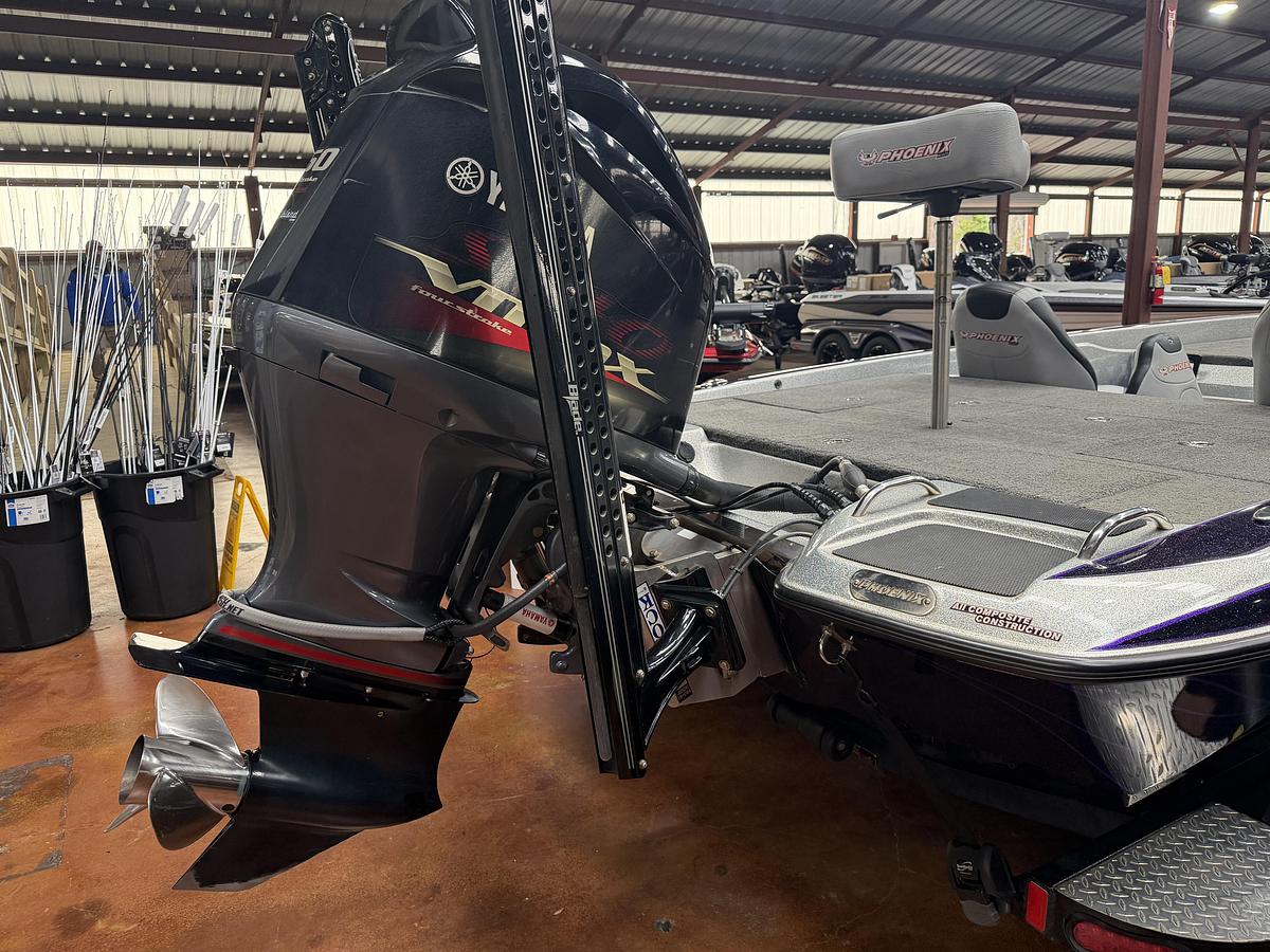 Used 2019 Phoenix 921