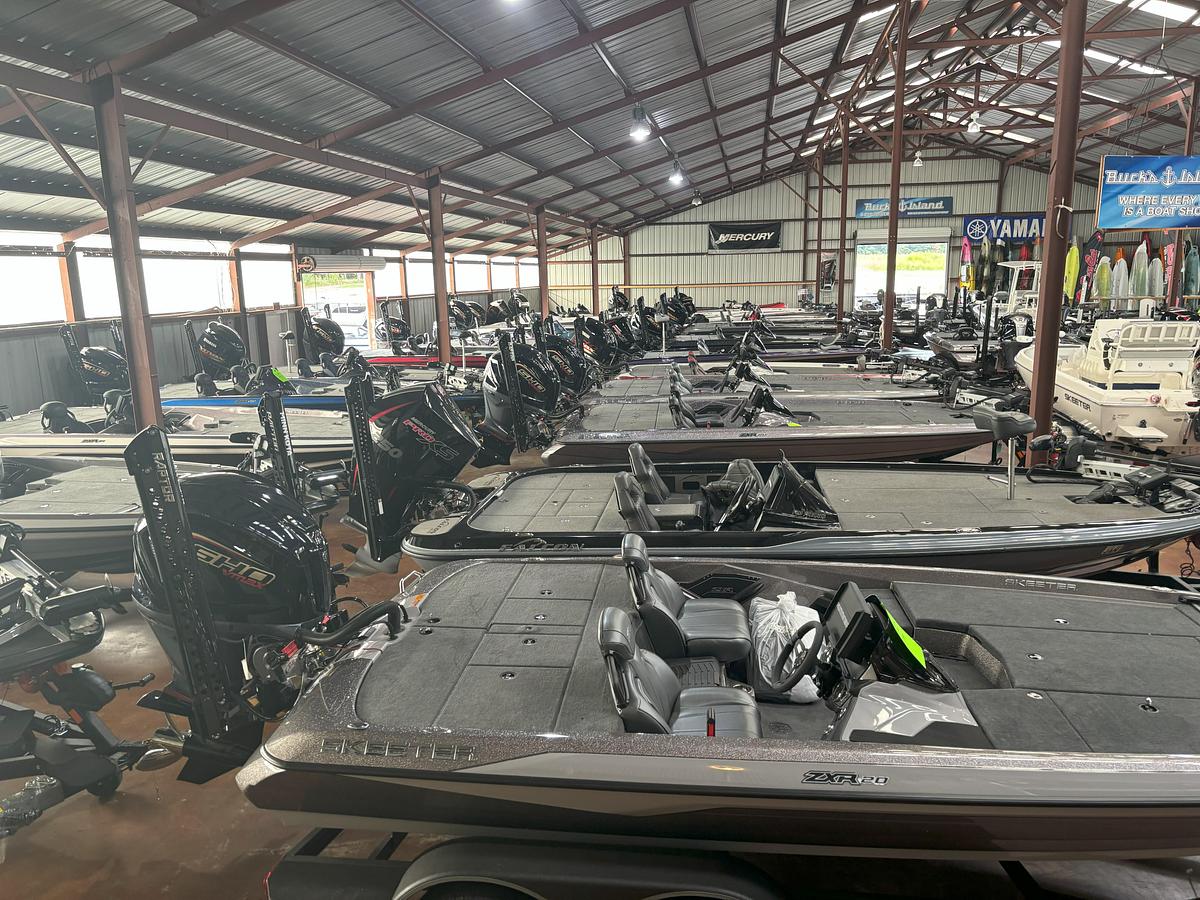 Used 2025 Skeeter FX20LE