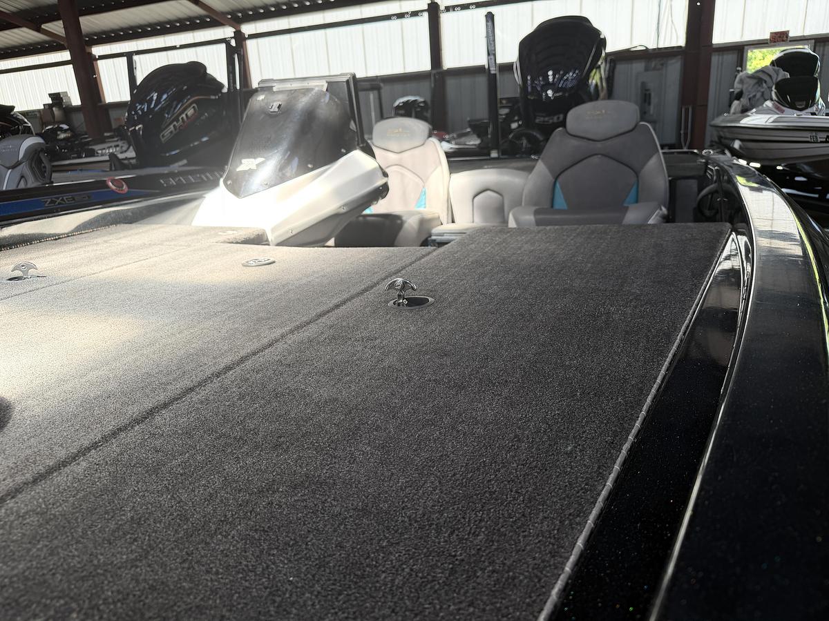 Used 2016 Skeeter ZX250