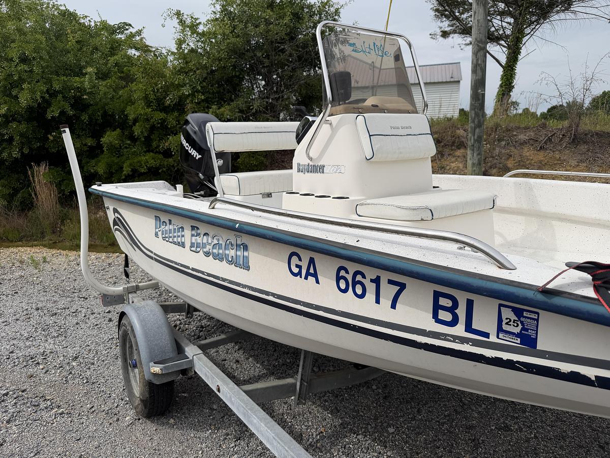 Used 2000 Palm Beach BayDancer 167