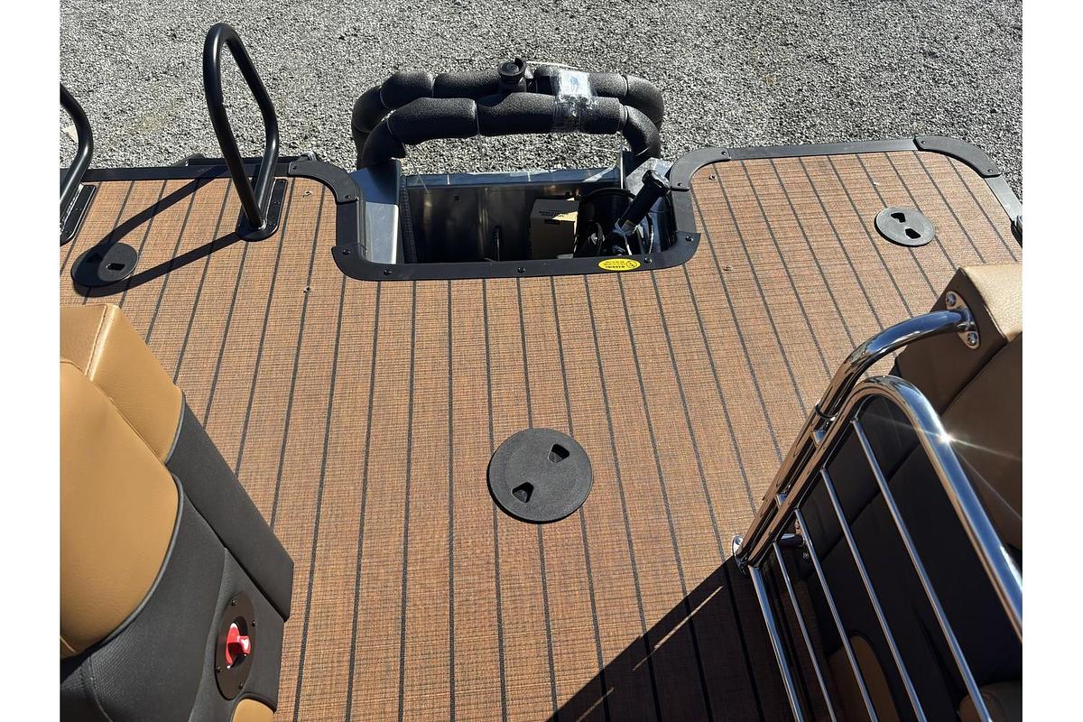 2026 Bentley Pontoons Elite 253 Admiral