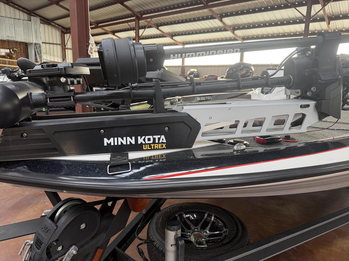 Used 2022 Skeeter ZXR21