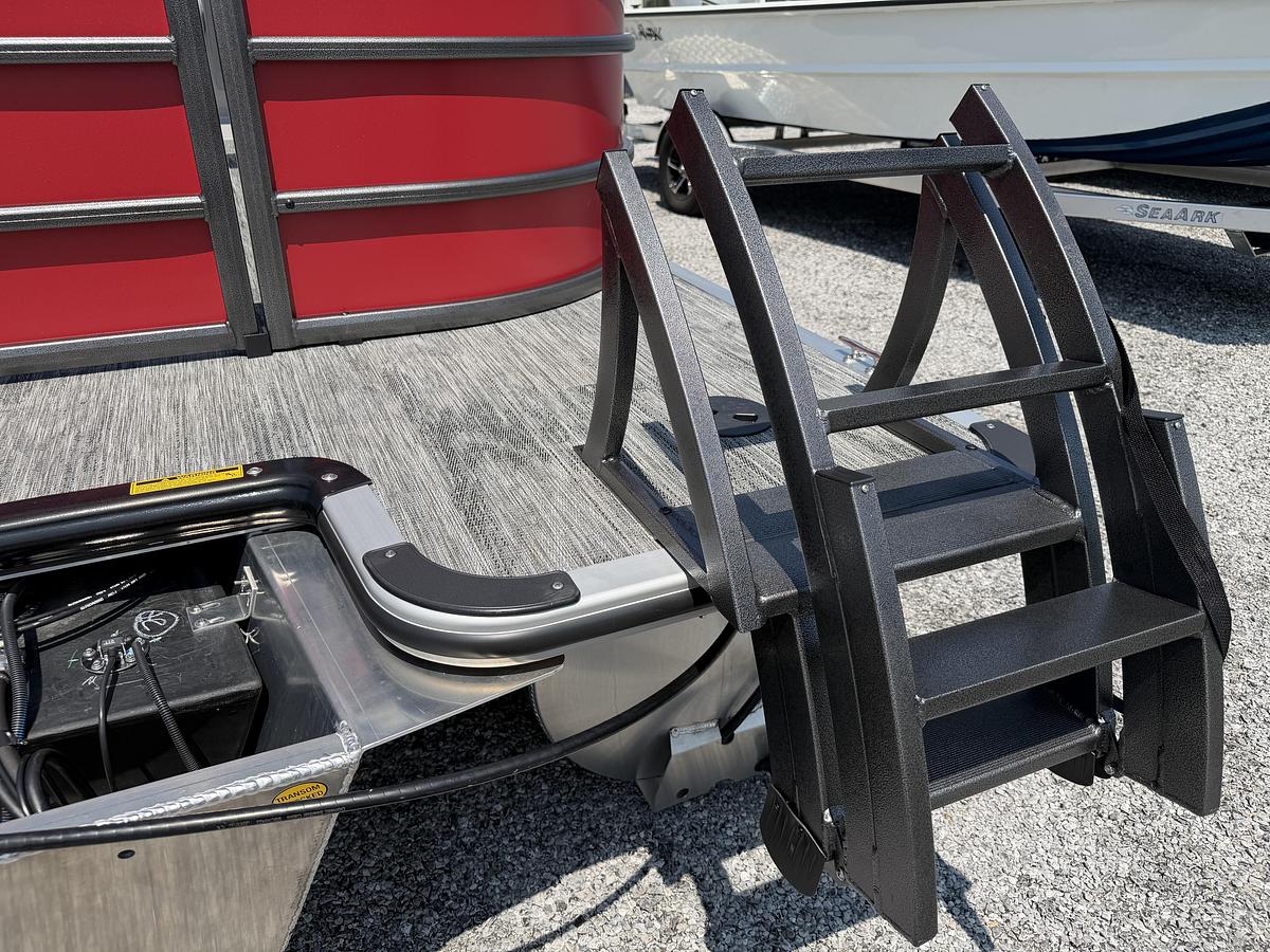 2027 Bentley Pontoons Legacy 200 Navigator