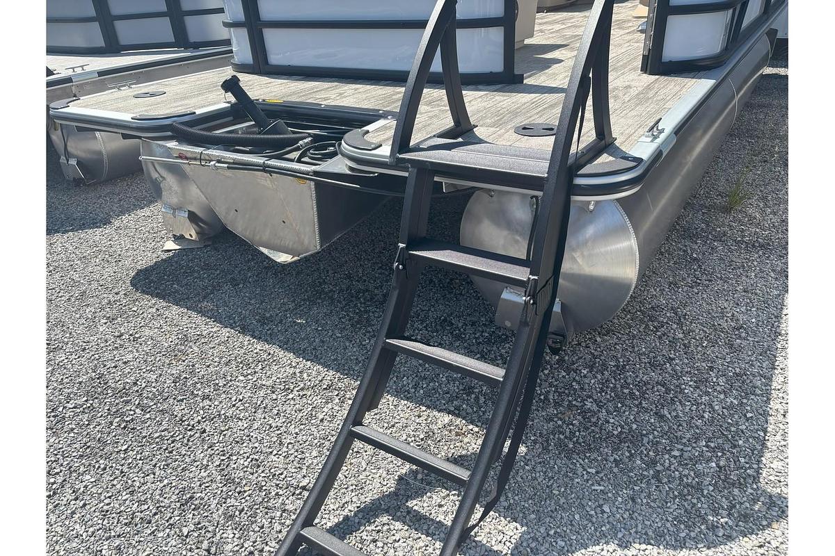 2026 Bentley Pontoons Legacy 200 Cruise