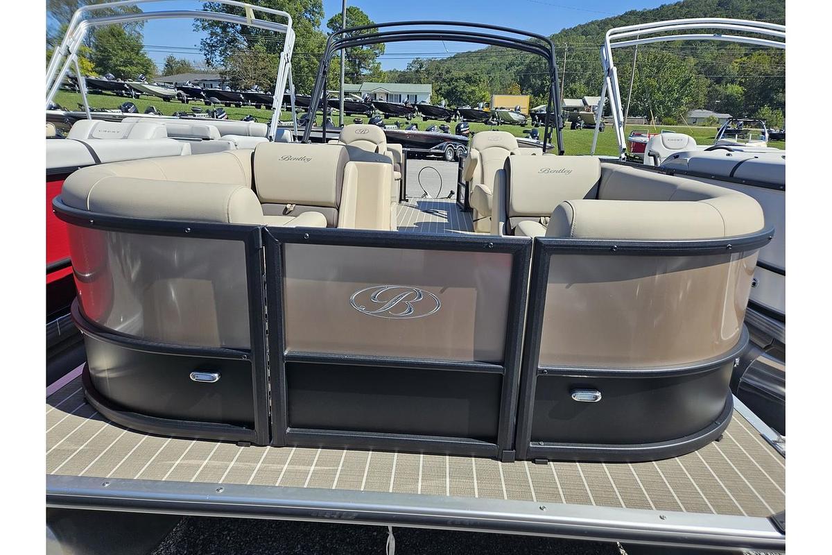 2024 Bentley Pontoons Legacy 220 Navigator