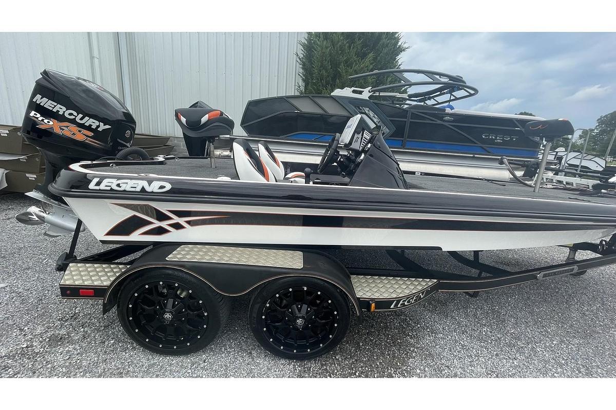 Used 2017 Legend V20