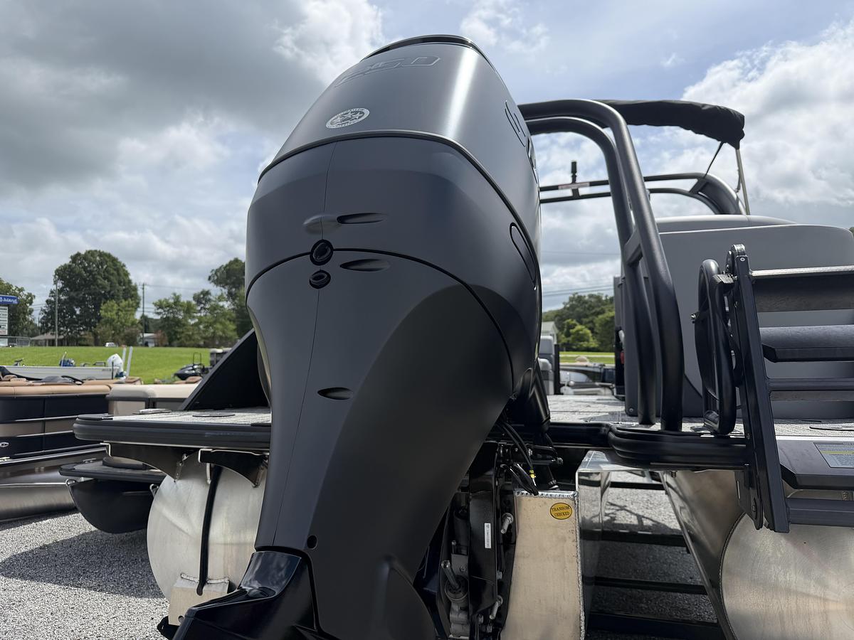 2026 Bentley Pontoons Elite 223 Admiral