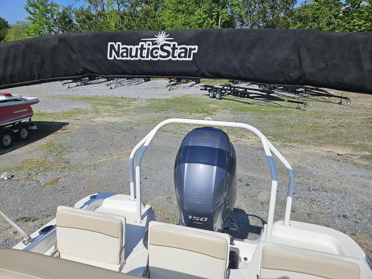 Used 2022 Nautic Star 211 Hybrid