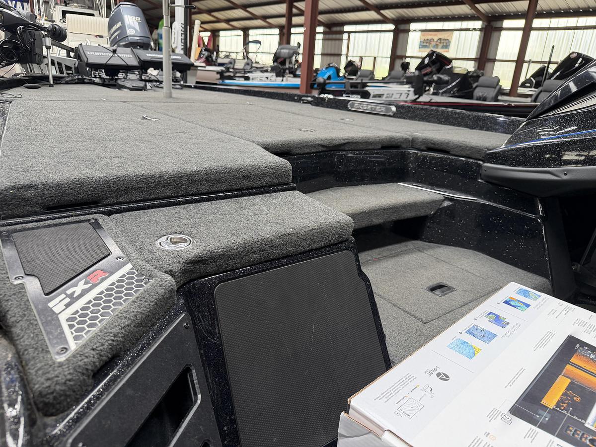 Used 2025 Skeeter FX21LE