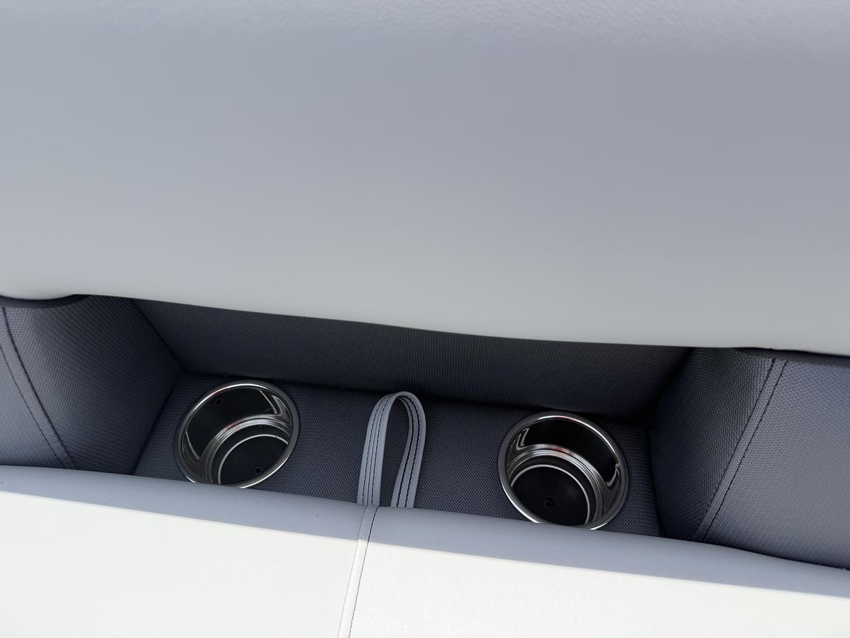 2026 Bentley Pontoons Legacy 200 Cruise