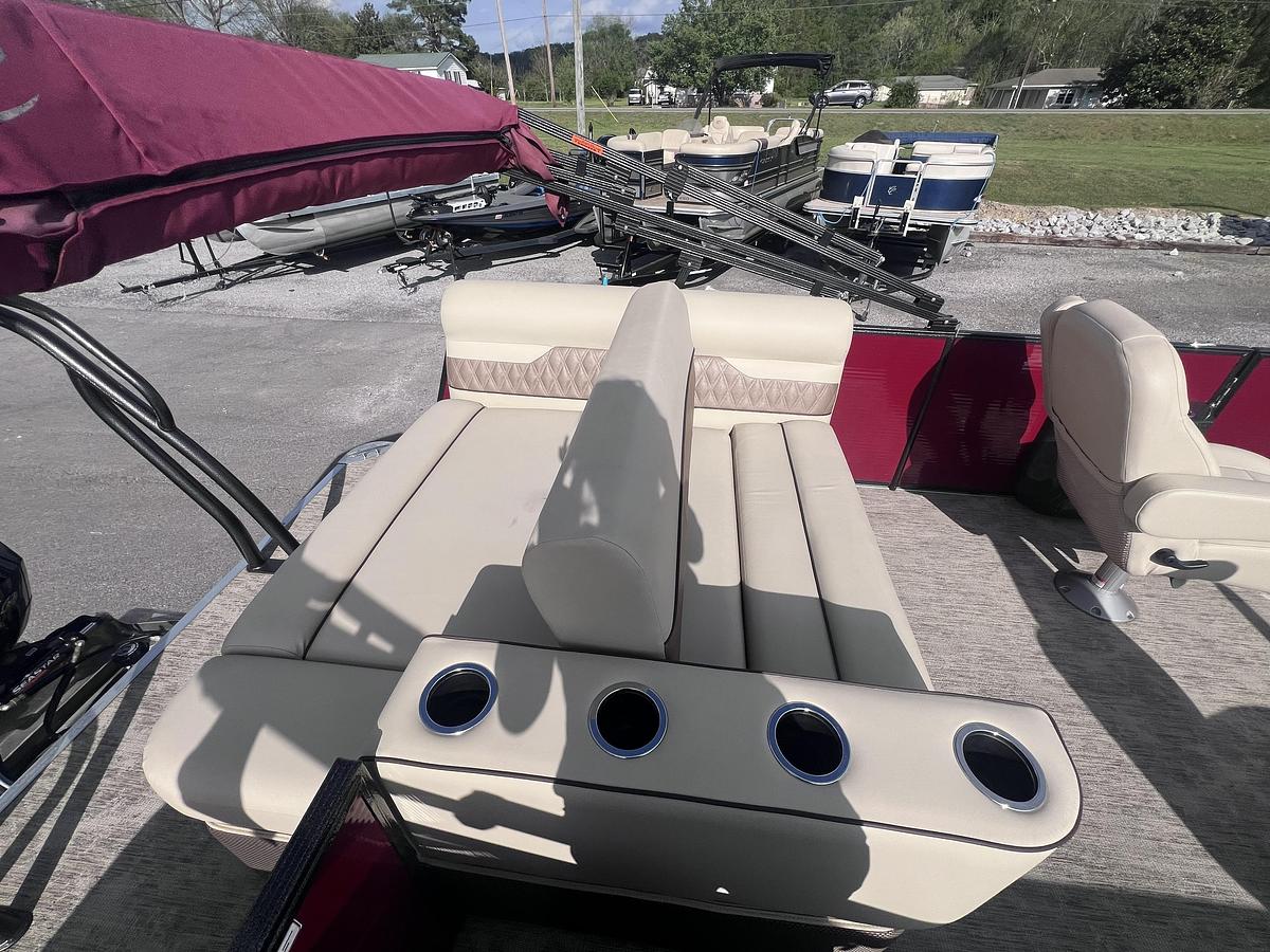 Used 2021 Crest Pontoons 220SLSC DLX CPT