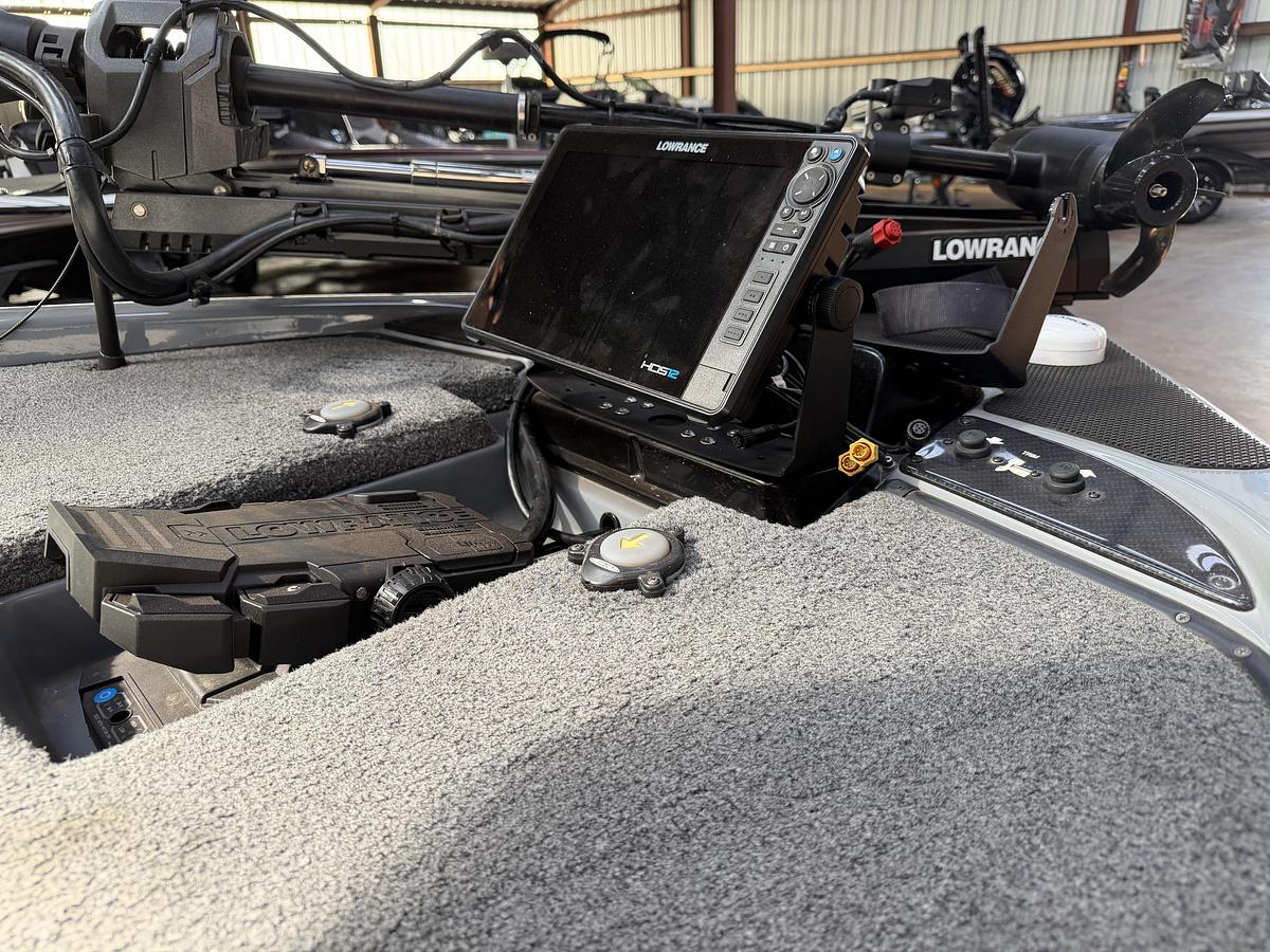 Used 2025 Phoenix 920 Elite