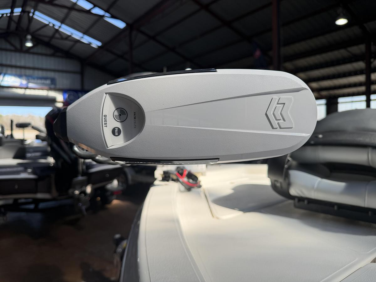 2026 Skeeter SX221 BAY