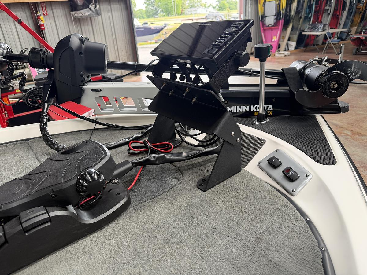 Used 2005 Stratos 294 PRO XL