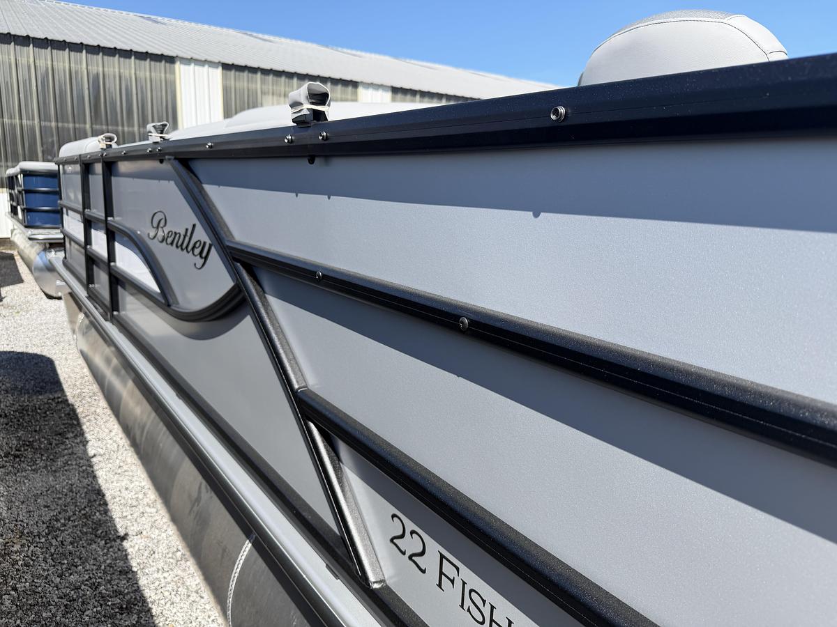 2026 Bentley Pontoons Fish 223 Fish-n-Cruise