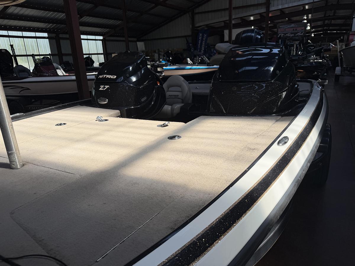 Used 2014 Nitro Z7 DC
