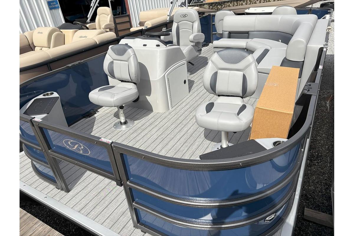 2025 Bentley Pontoons Fish 200 4 PT