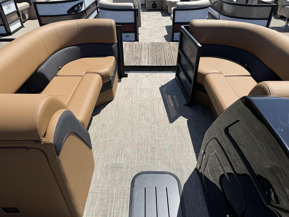 2026 Bentley Pontoons Elite 223 DC Swingback