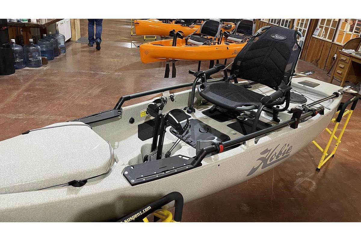 2022 Hobie Pro Angler 12