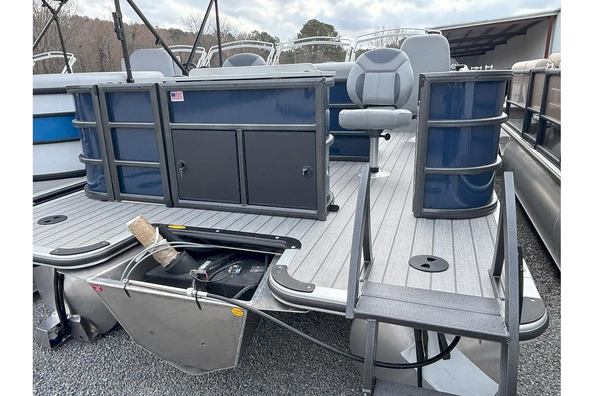 2025 Bentley Pontoons Fish 200 4 PT