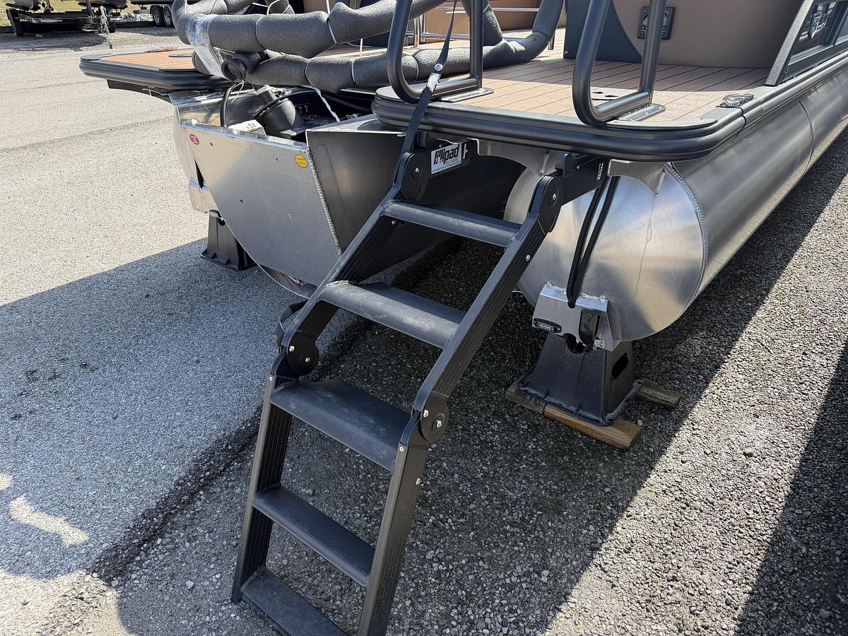 2026 Bentley Pontoons Elite 253 Admiral