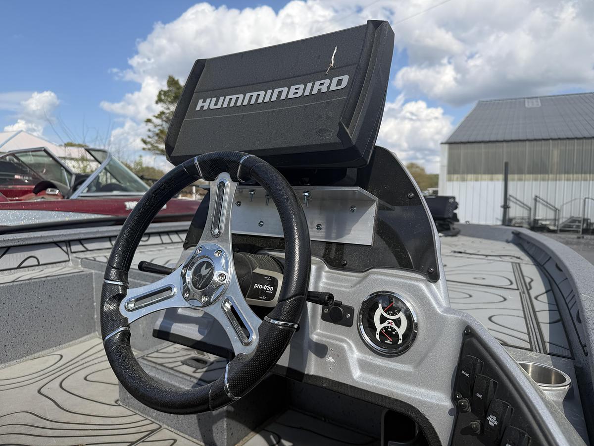 Used 2023 XPRESS X21 PRO