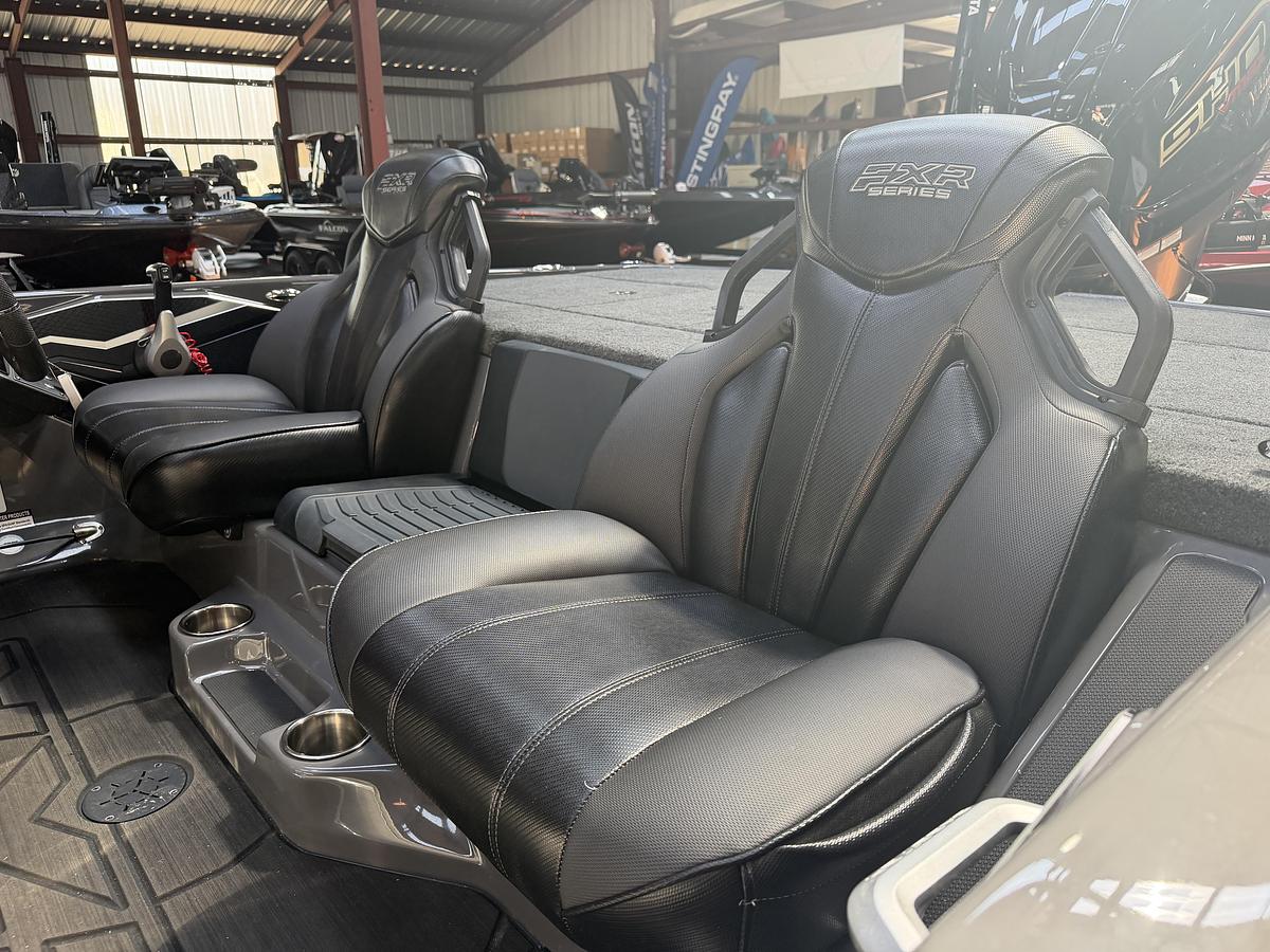 Used 2025  Skeeter FXR21LE - Buck's Island Demo