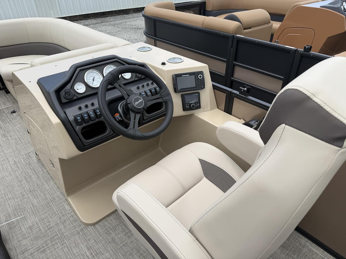 2027 Bentley Pontoons Legacy 223 Navigator