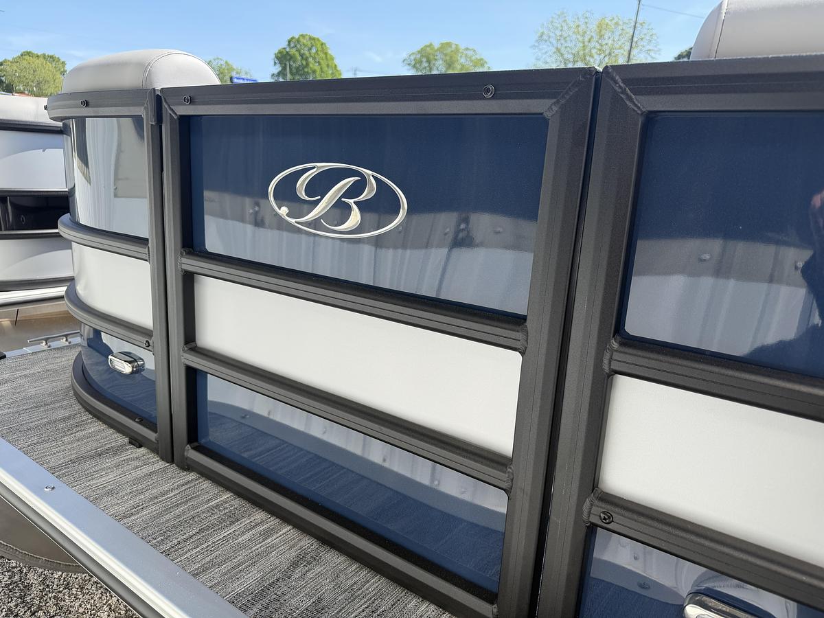 2026 Bentley Pontoons Legacy 200 Cruise