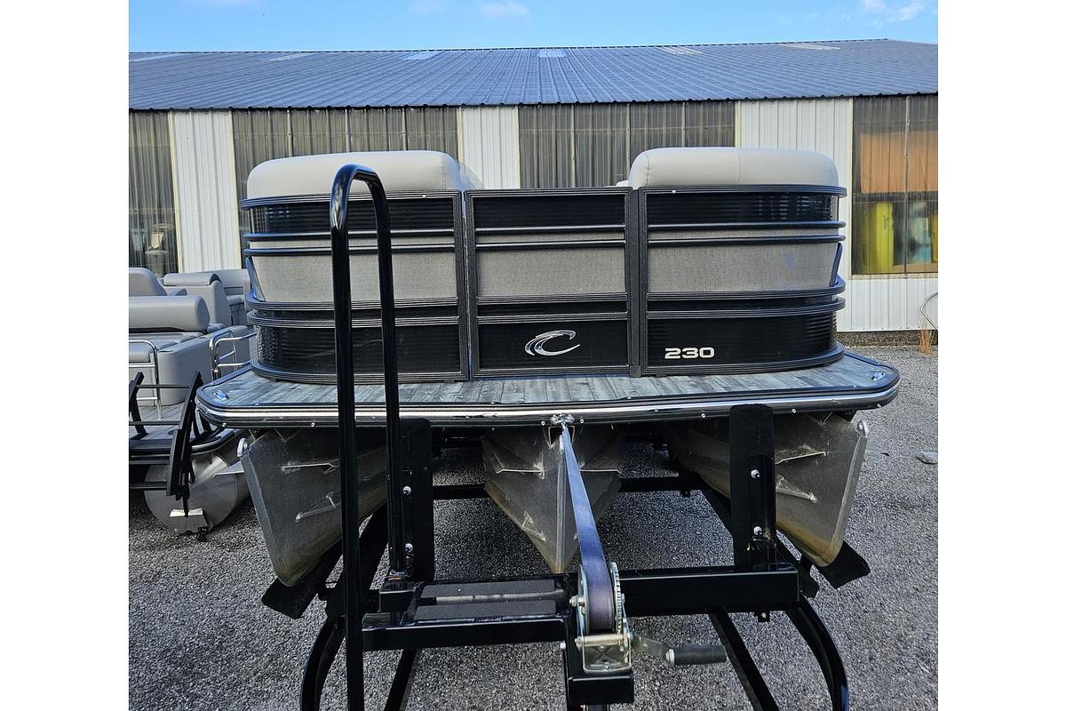 Used 2018 Crest Pontoons Classic 230 CP3