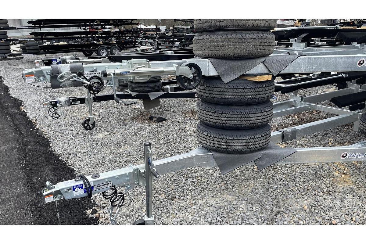 2023 Marine Master 25ft Tandem Pontoon Trailer