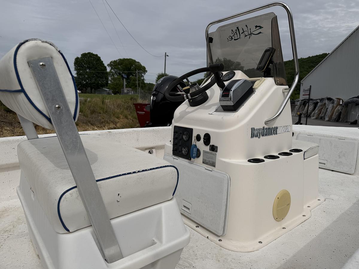 Used 2000 Palm Beach BayDancer 167
