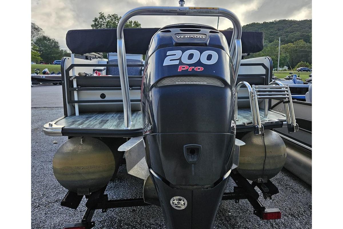 Used 2018 Crest Pontoons Classic 230 CP3