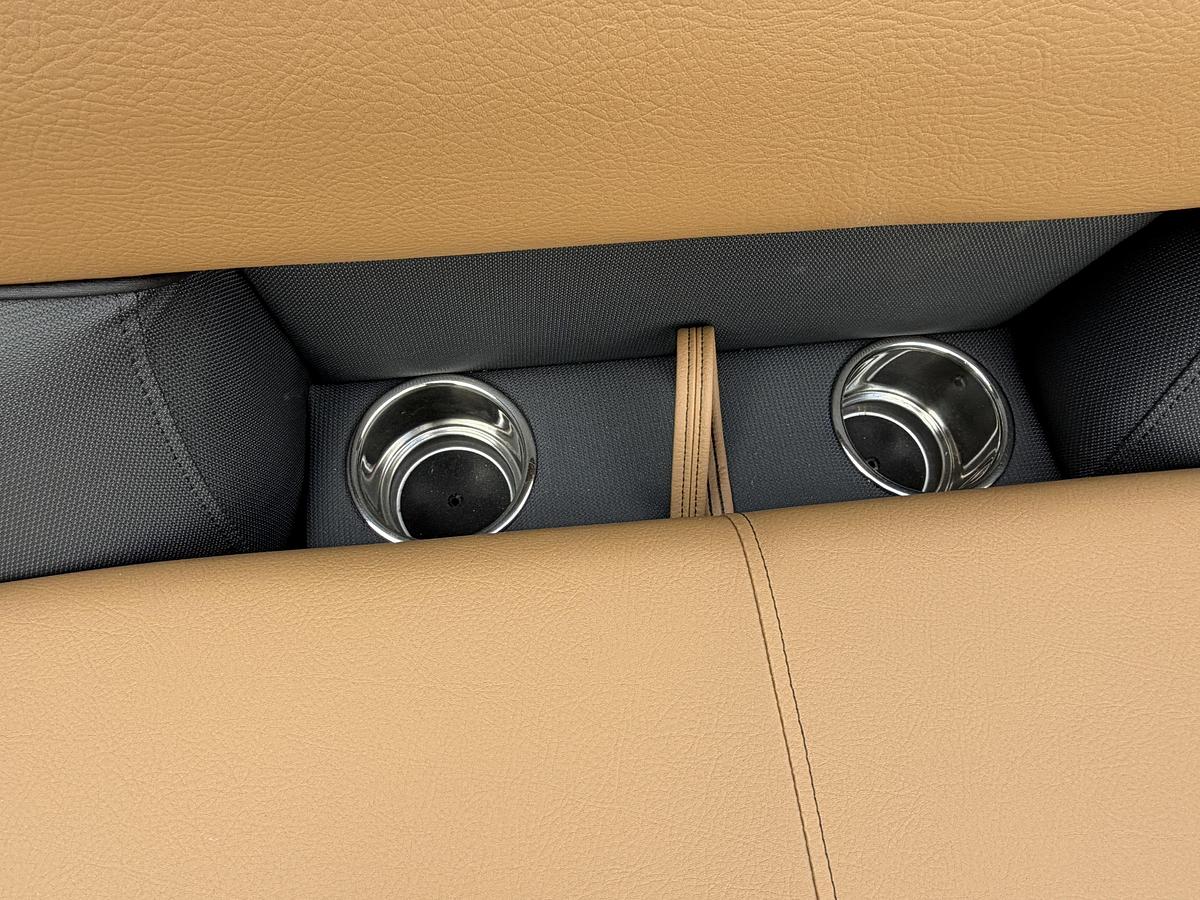 2027 Bentley Pontoons Legacy 223 Swingback