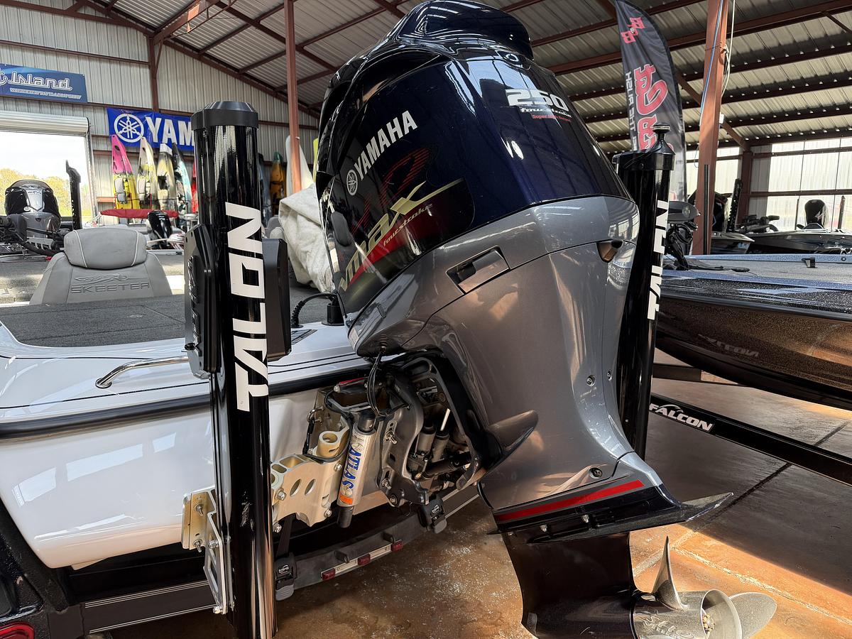 Used 2019 Skeeter FX20LE