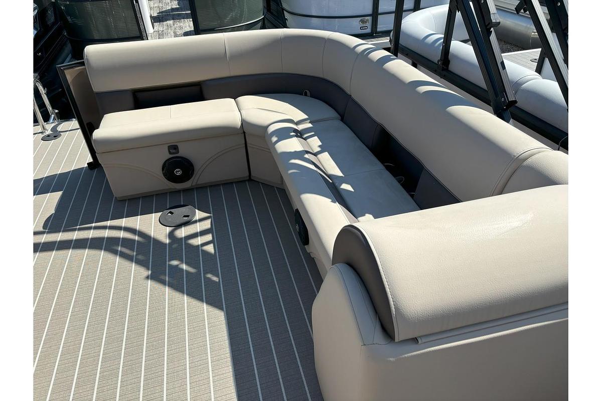2024 Bentley Pontoons Legacy 223 Cruise XL