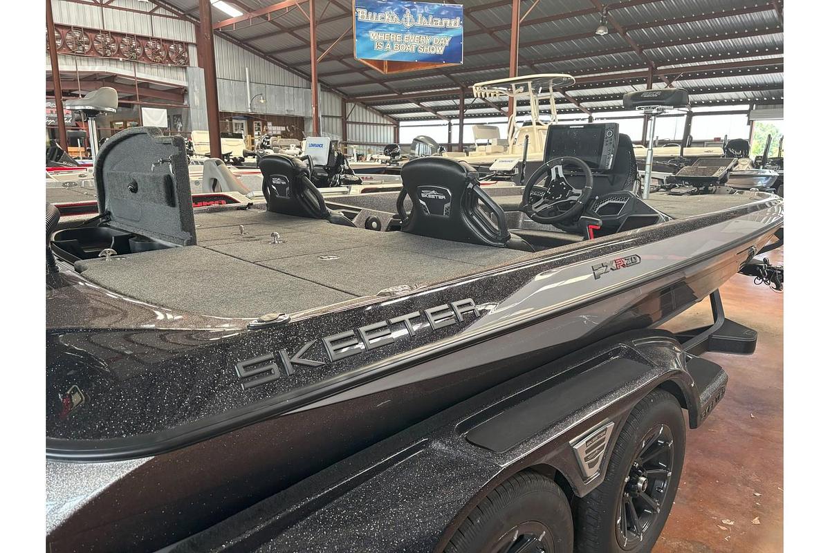 Used 2025 Skeeter FXR20LE
