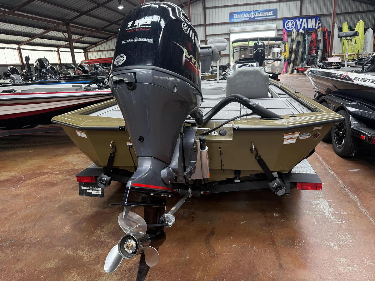 Used 2024 Avid Boats 18XC