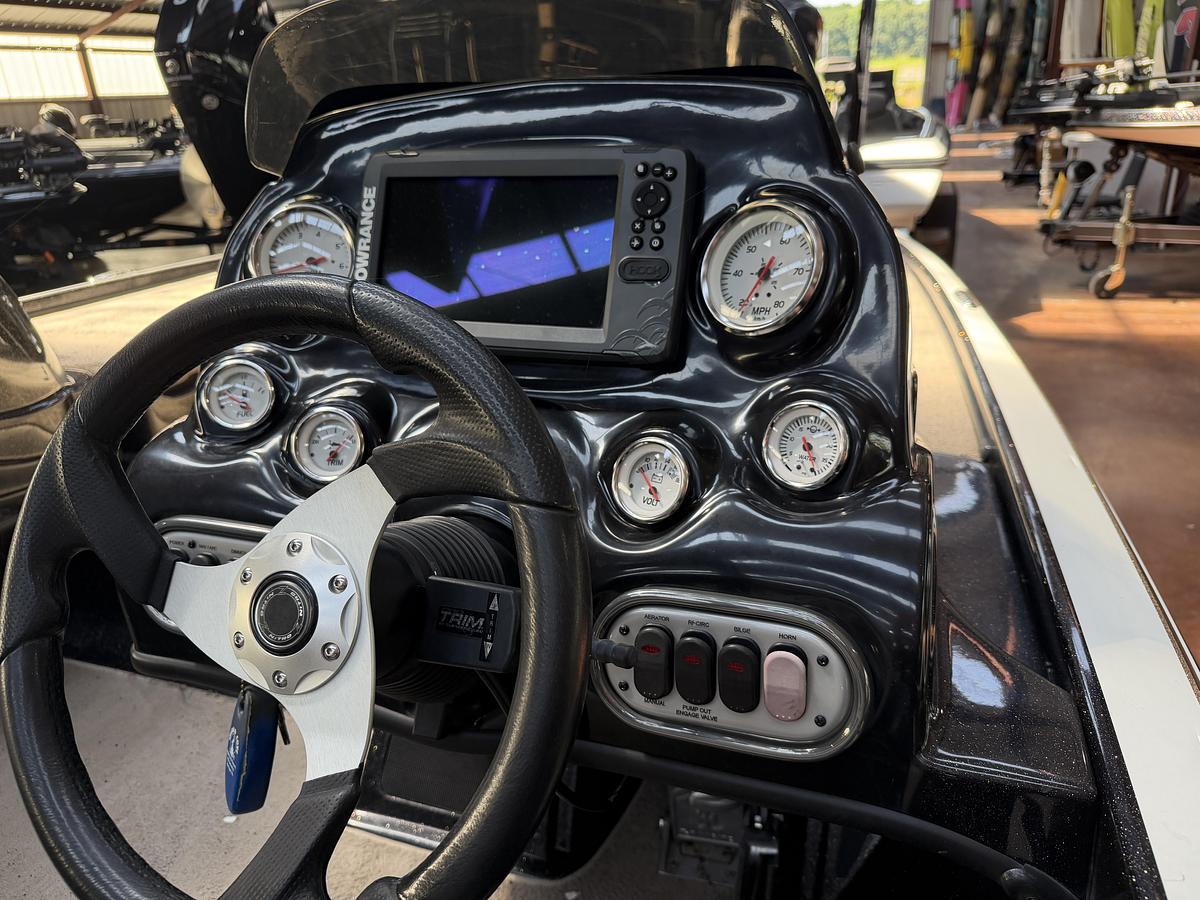 Used 2014 Nitro Z7 DC