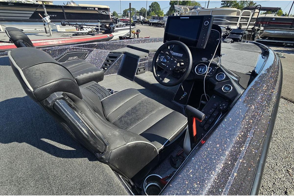 Used 2023 Skeeter ZXR21