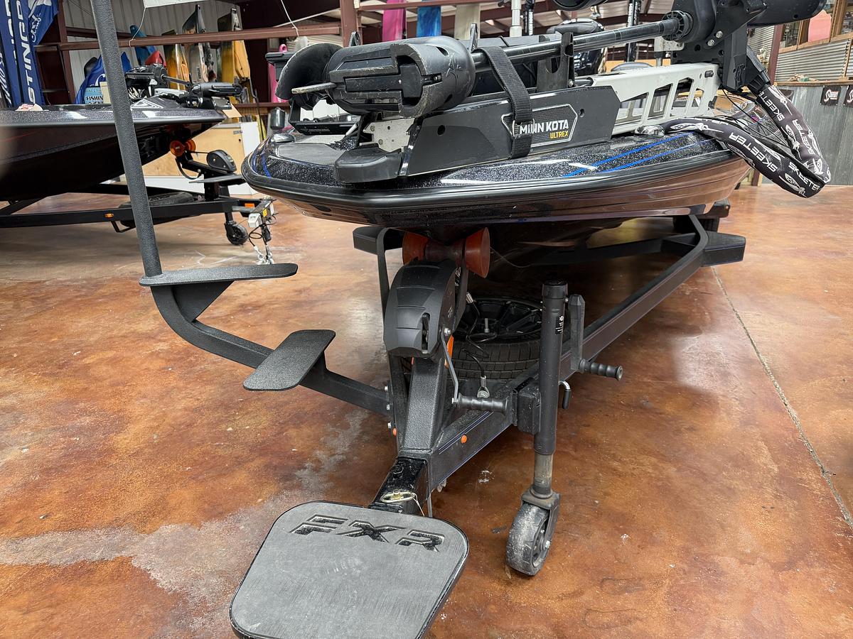 Used 2025 Skeeter FX21LE