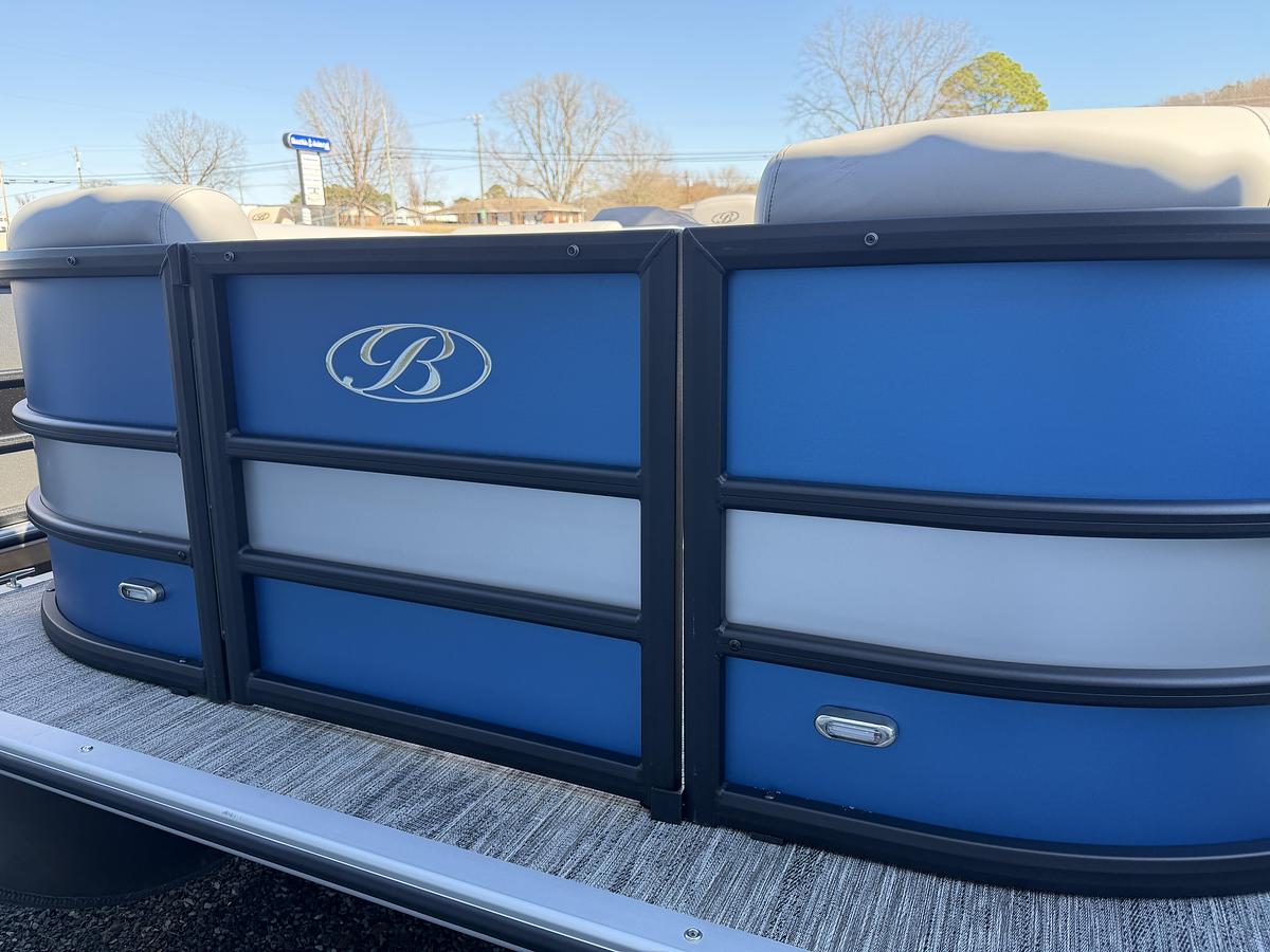 2026 Bentley Pontoons Legacy 200 Cruise