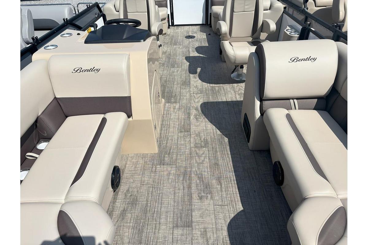 2026 Bentley Pontoons Legacy 223 Navigator