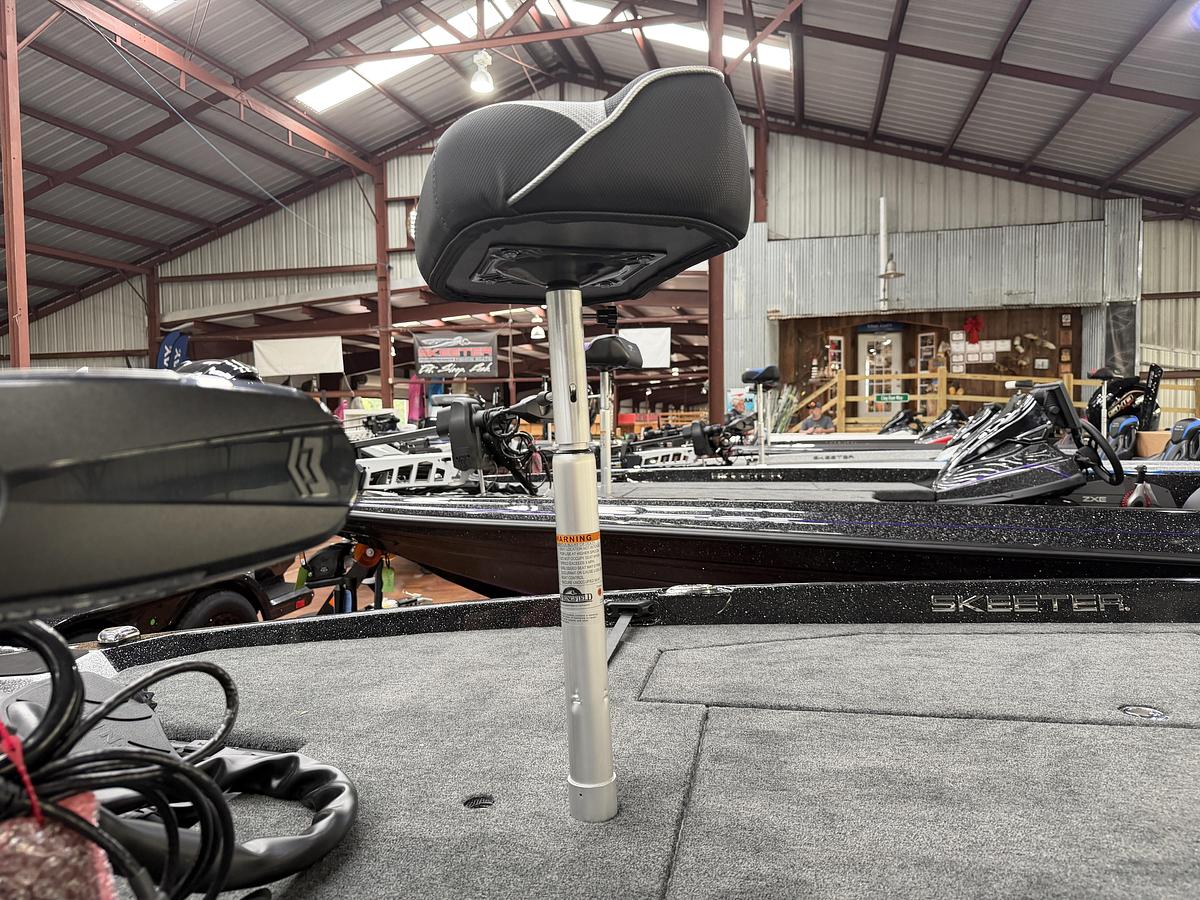2027 Skeeter ZXE20