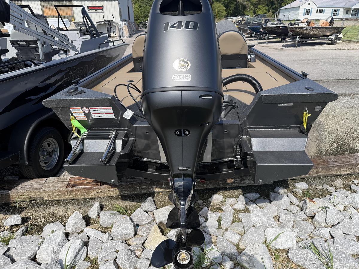 2027 SeaArk Flex 19