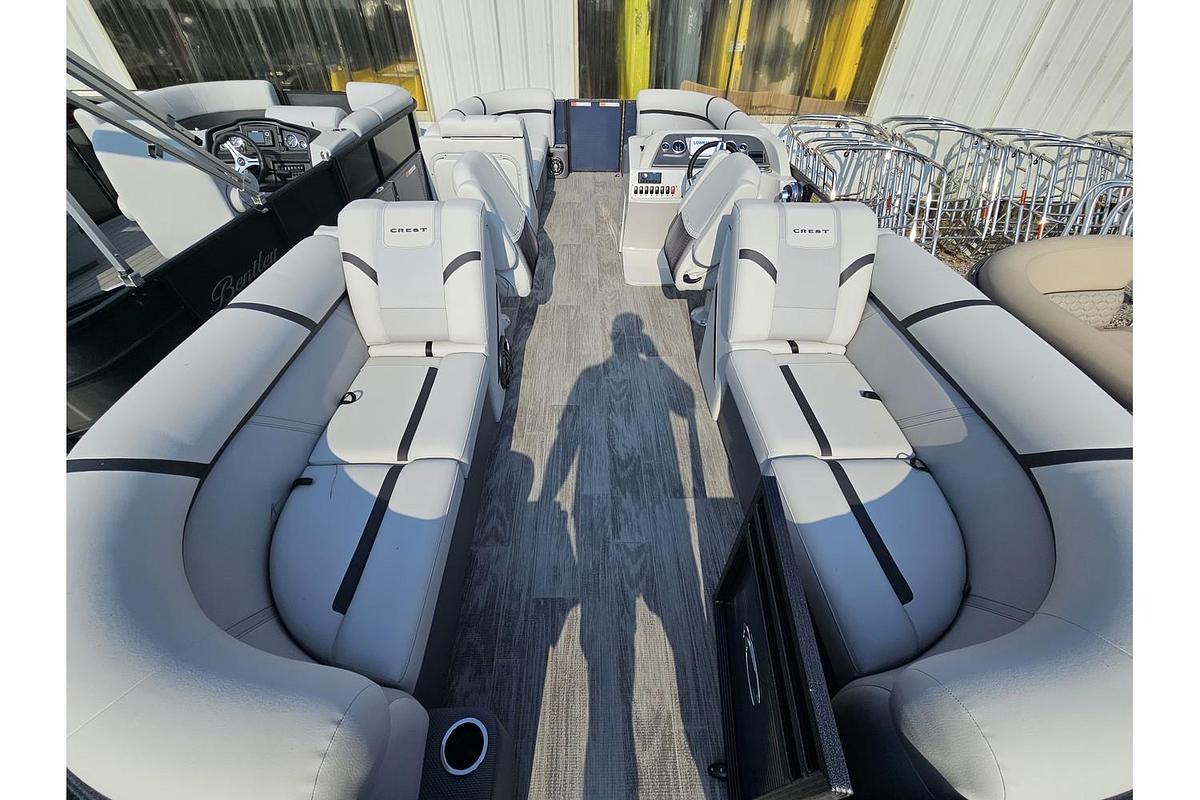 2024 Crest Pontoons Classic LX 220 SLC CPT