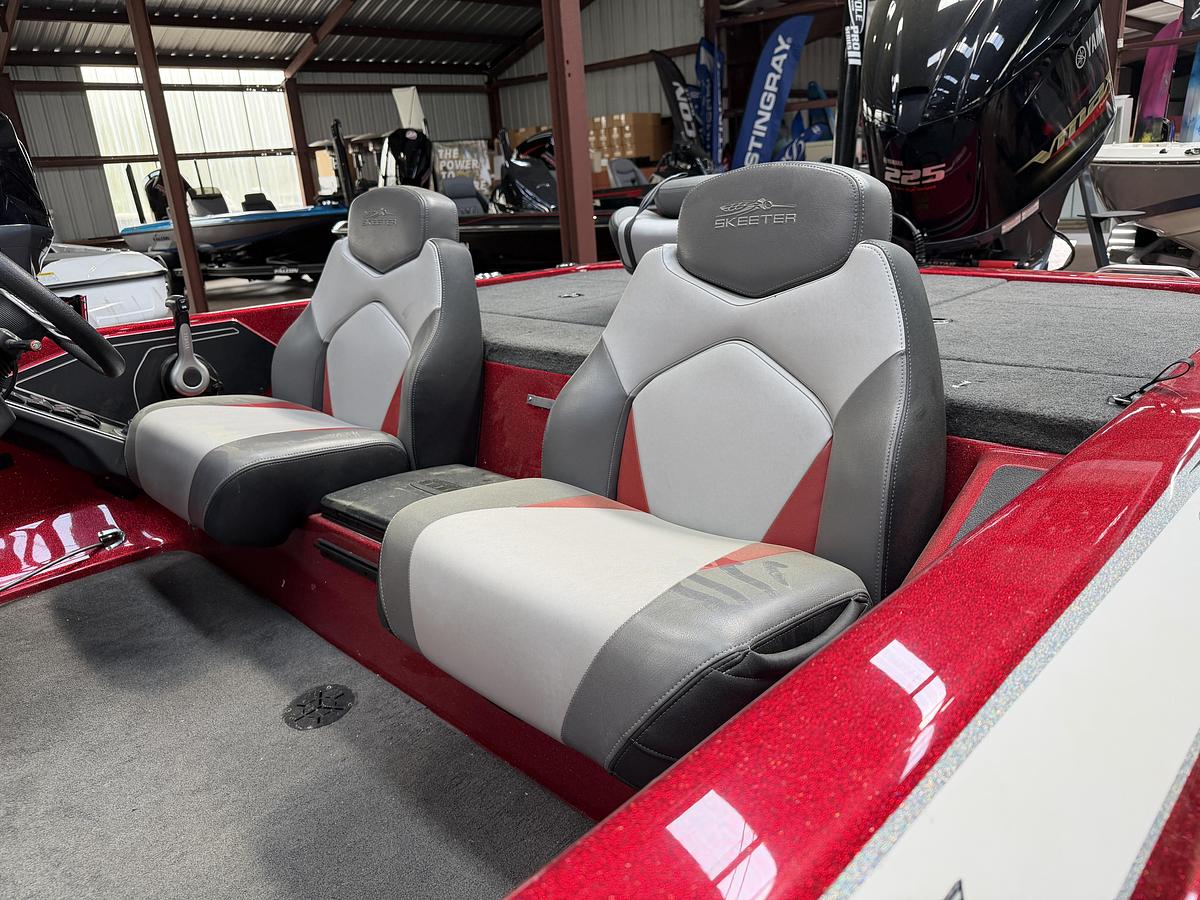 Used 2016 Skeeter ZX225