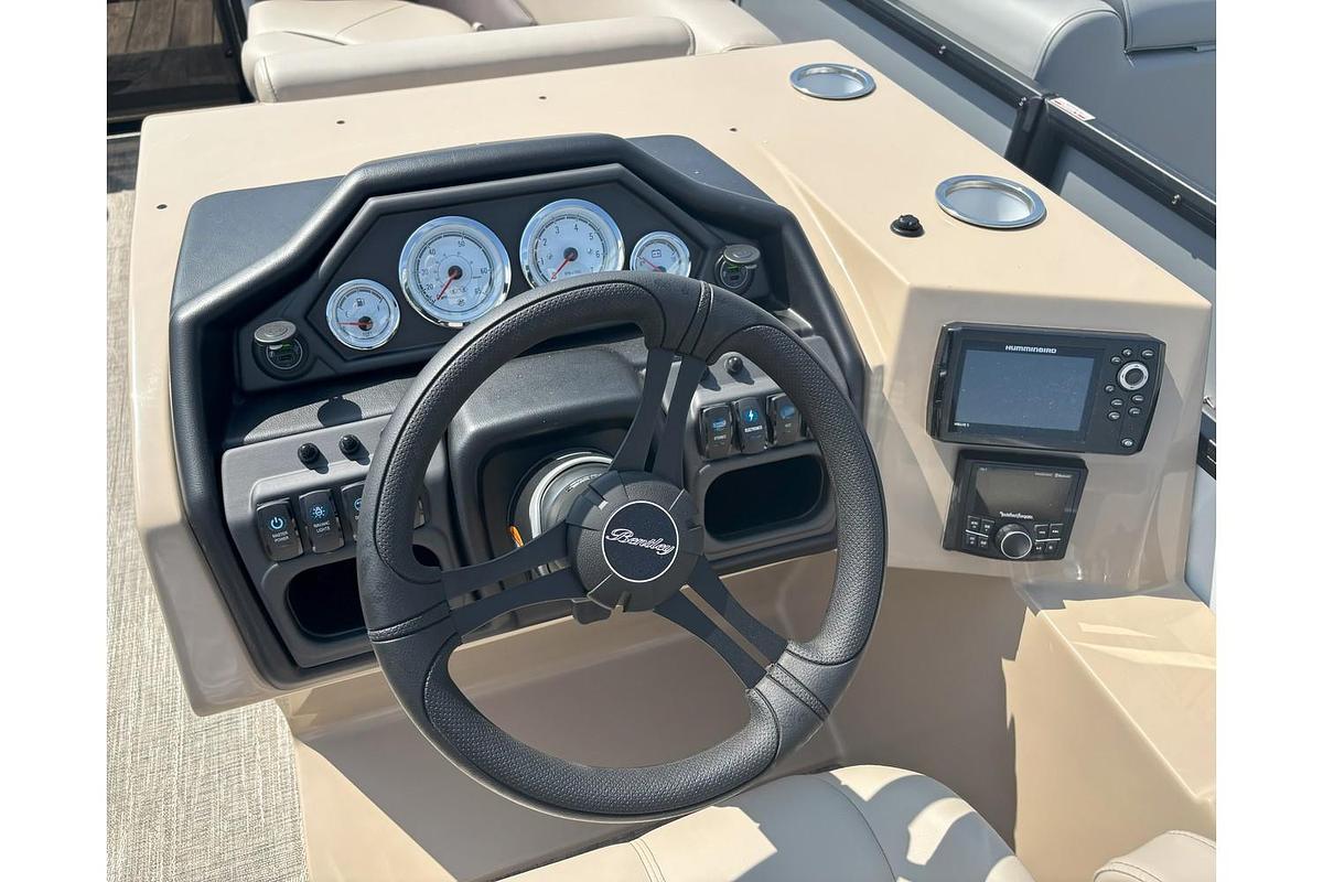 2026 Bentley Pontoons Legacy 223 Navigator