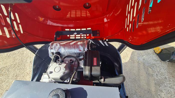 2022 Mini Excavator ATTACK AT10 - 950 kg.