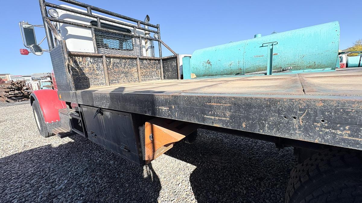 Used 1996 Peterbilt CAT3306